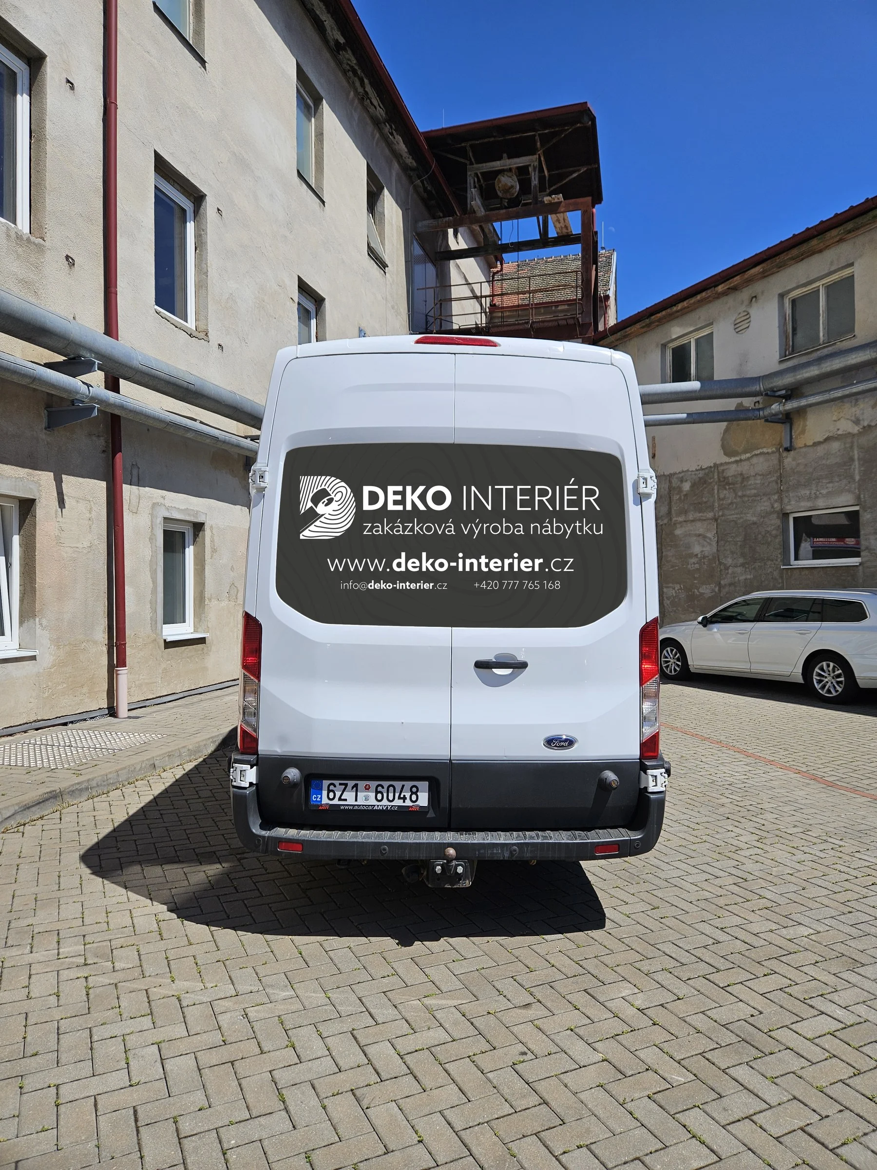 Zadní strana polepu vozu Martin Ratiborský
